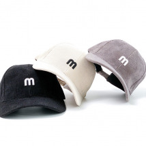 Mũ lưỡi trai thêu chữ M phong cách Hàn Quốc